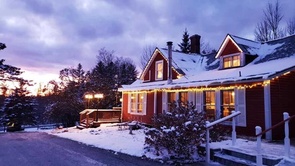 The Vermont Inn Mendon Εξωτερικό φωτογραφία