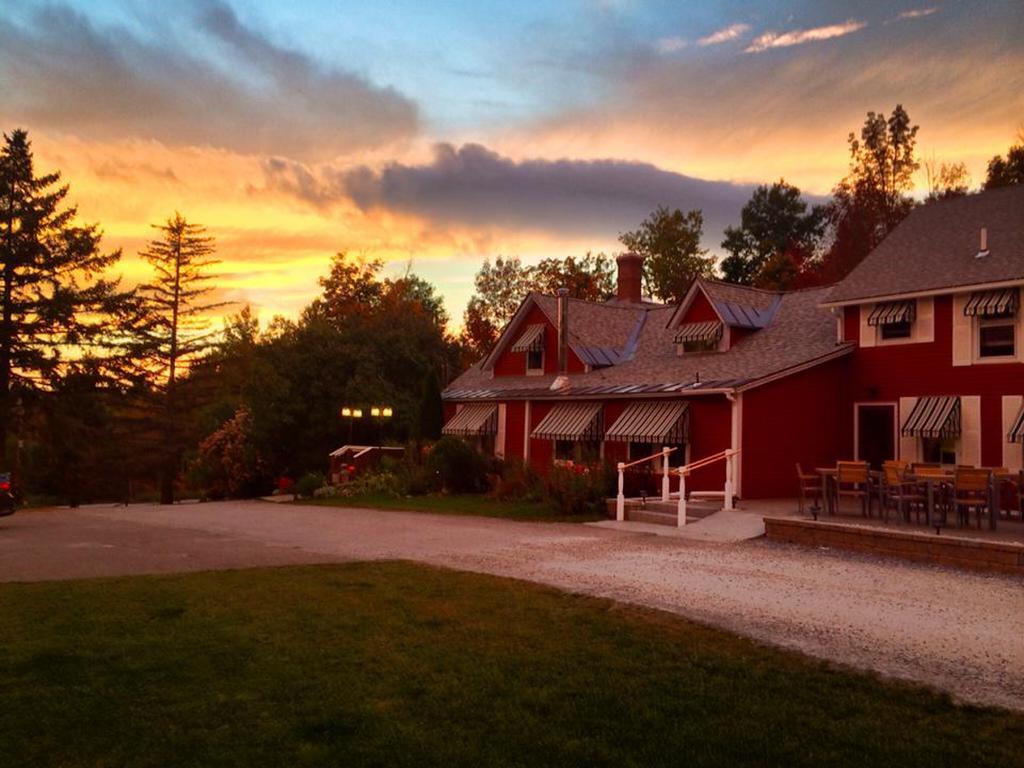 The Vermont Inn Mendon Εξωτερικό φωτογραφία
